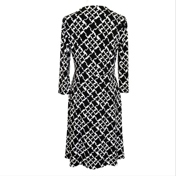 White House Black Market Faux Wrap Dress Jersey Stretch Twist Front Women's 4 - Picture 4 of 10
